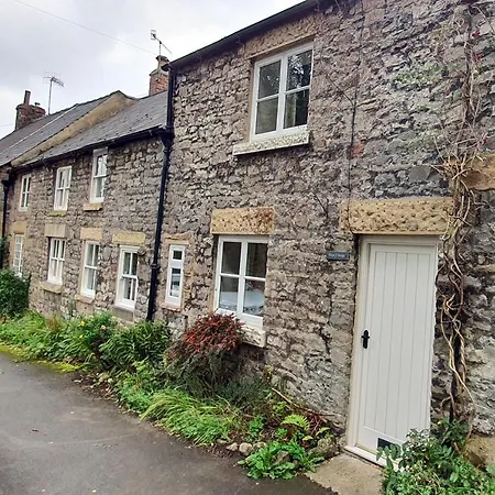 Hope Cottage, Great Longstone Exterior photo